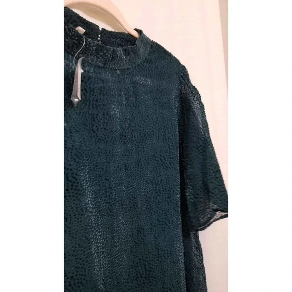 NWT! Maurice's Dark Teal Velour Dot Burnout Puff Sleeve Blouse Size Large - Picture 2 of 10